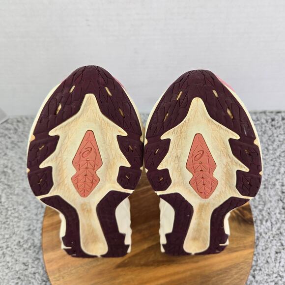 Asics Novablast 2 Smoke Rose Pure Bronze Athletic Gym Road Running Shoe Womens 9 - Picture 10 of 13